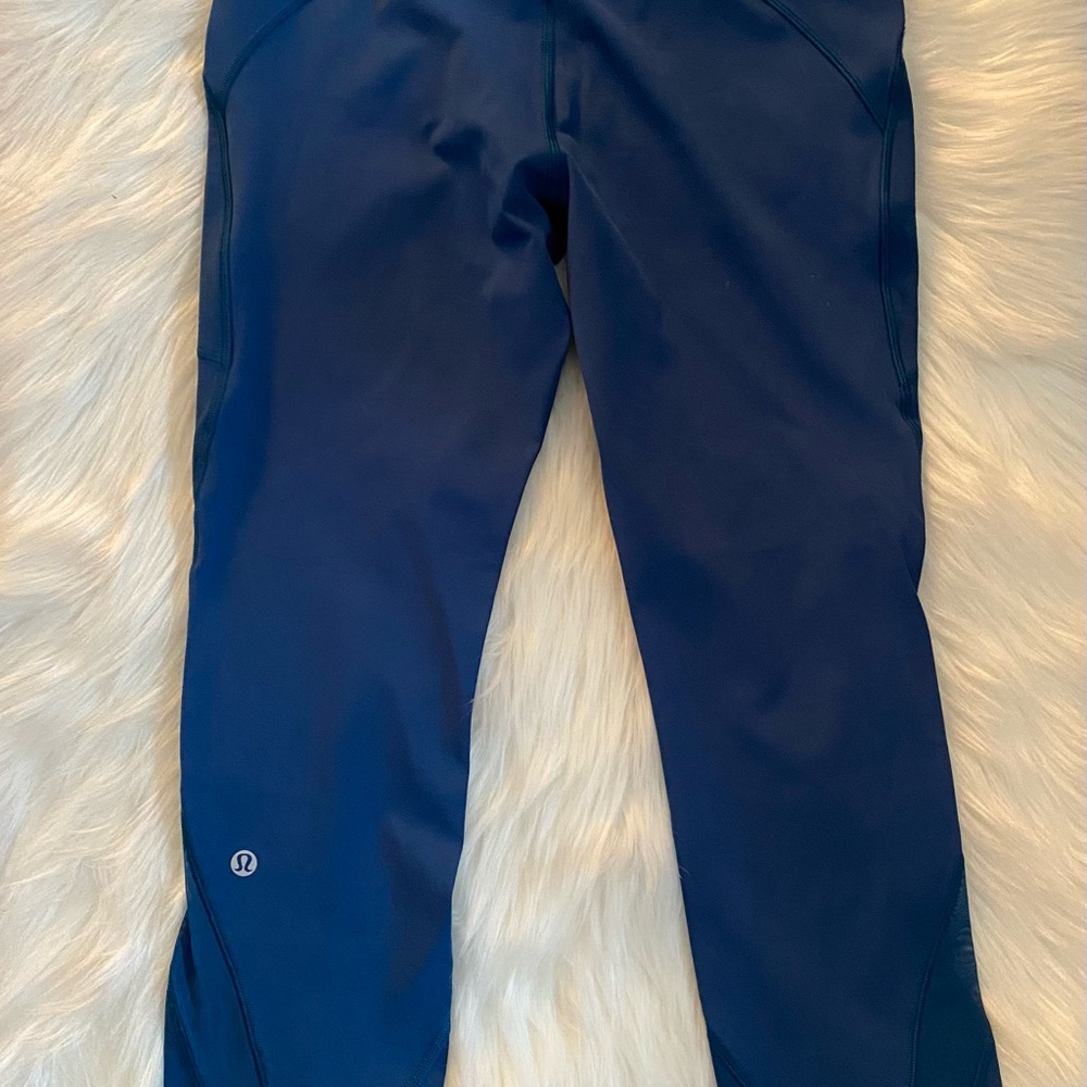 Lululemon 28” teal blue size 8. Brand new without tags.